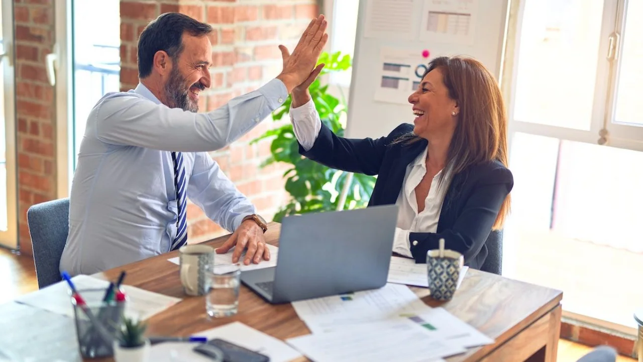 Employee Recognition: Foster meaning, reduce burnout and create strong relationships